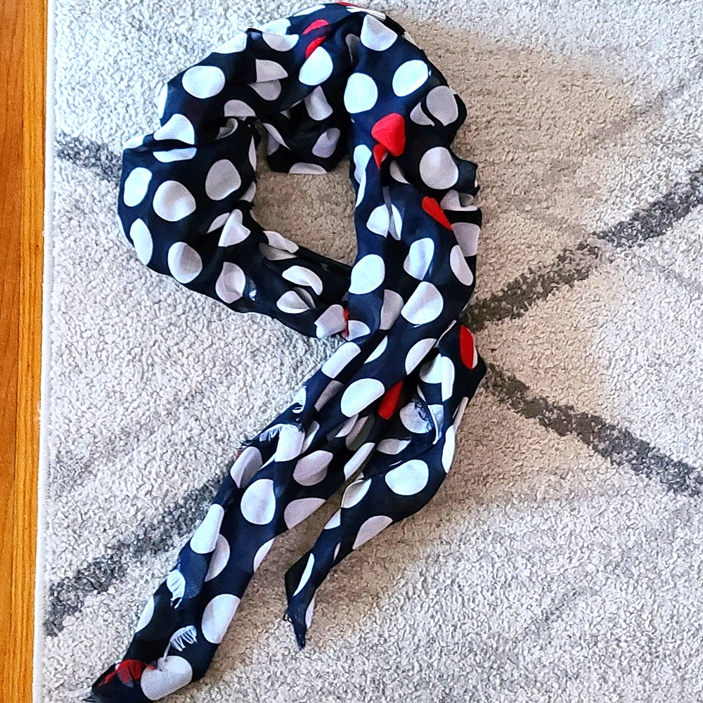 Women's brand name Banana Republic scarf